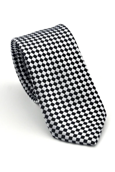 Siyah Piti Kare Desenli Beyaz Dokuma Kumaş Mendilli Slim Fit Kravat // SDK-2503-4 ürün görseli