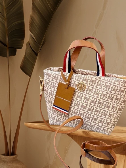 TOMMY HILFIGER - 1
