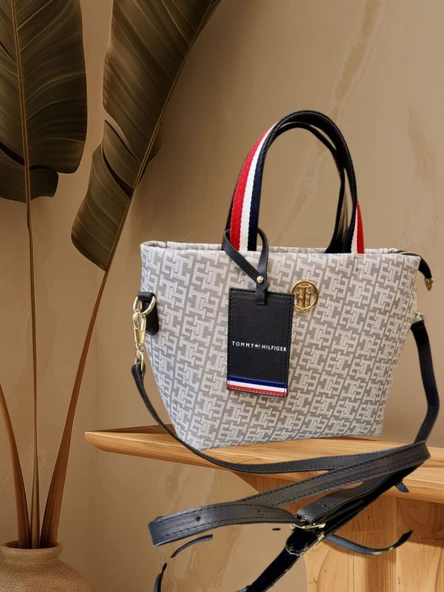 TOMMY HILFIGER - 4