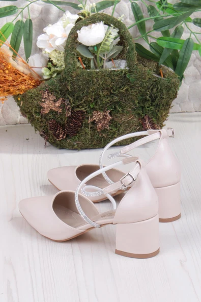 Fort 08-80 Taş Biyeli Çapraz Bant Alçak Topuklu Kadın Ayakkabı - Resim 9