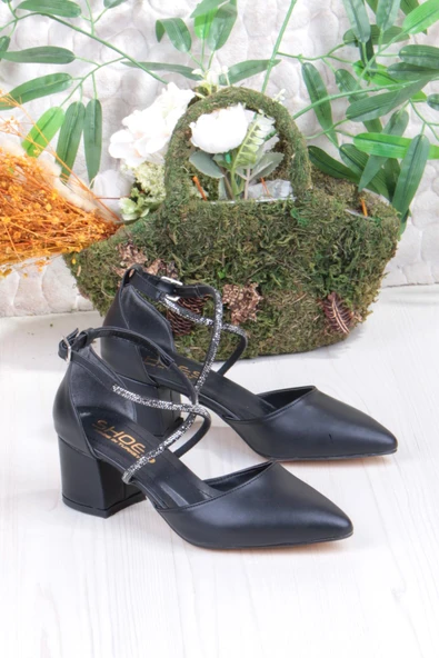 Fort 08-80 Taş Biyeli Çapraz Bant Alçak Topuklu Kadın Ayakkabı ürün görseli