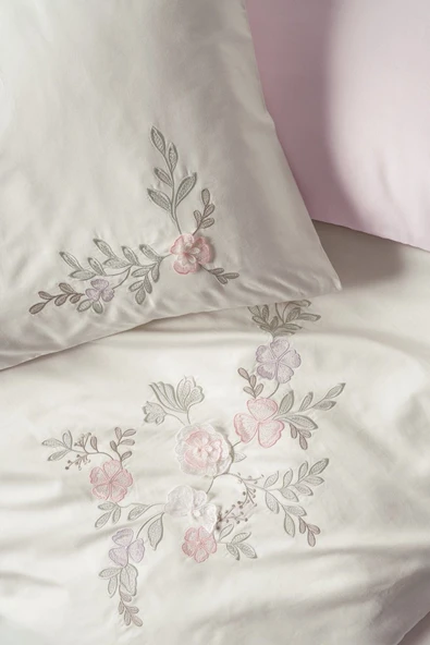 3D Nakışlı Saten Çift Kişilik Nevresim Takımı Yedda Pudra - Resim 2