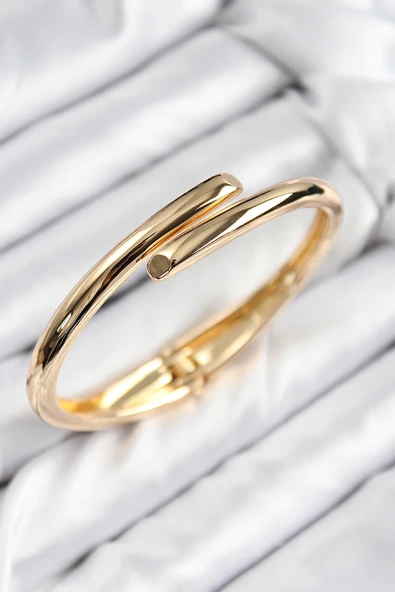 Pirinç Kesik Model Gold Renk Kadın Kelepçe ürün görseli 1