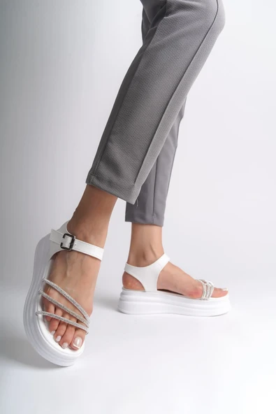 JET-EVA Kalın Tokalı Taşlı Şeritli Ortopedik Taban Kadın Sandalet  CBT - Beyaz - Resim 2