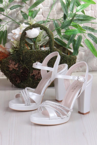 Fort 3961 Uraz Taş Detaylı Platform Taban Yüksek Topuklu Kadın Ayakkabı - Resim 6