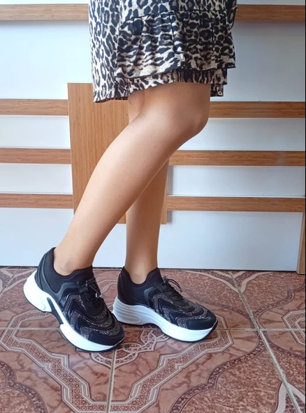 Kadın Spor Ayakkabı Siyah Renk - 6