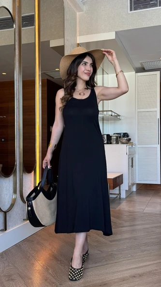 Lucky Life Kadın Askılı Yuvarlak Yakalı Viskon Elbise - Resim 4