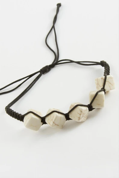 Küp Makrome Örgülü Bileklik - Resim 2