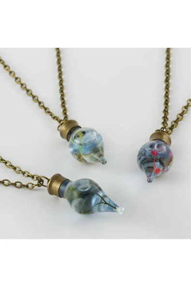 Sulu Çiçek Fanus Canlı Kolye - Resim 2