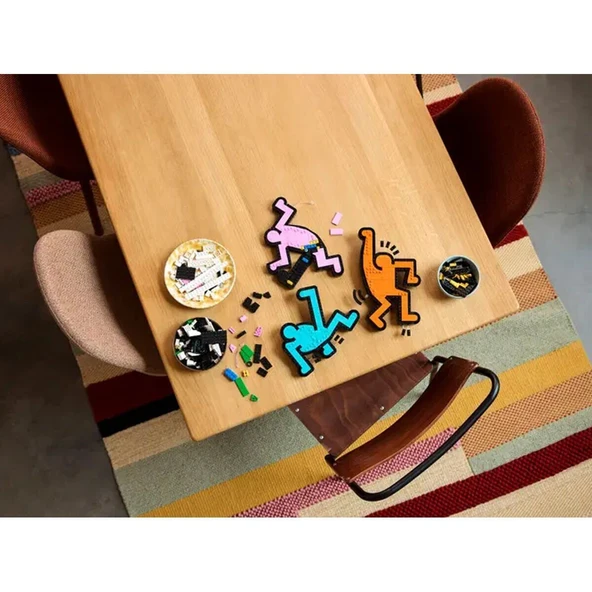 31216 Lego icons - Keith Haring – Dans Eden Figürler 1773 parça +18 yaş - 4