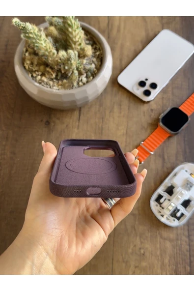MTL iPhone 14 Pro Uyumlu Kadife Yüzeyli MagSafe Uyumlu Premium Kılıf SooCase691 - 4