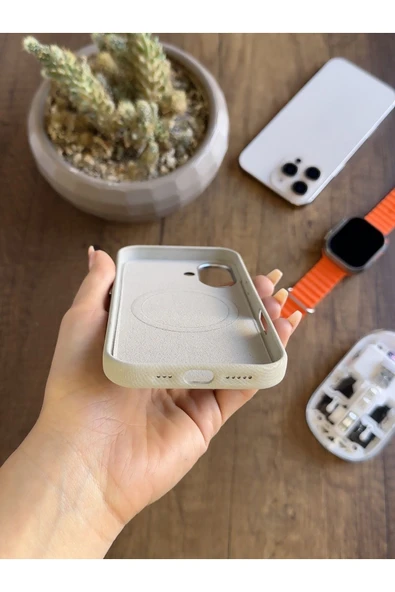 MTL iPhone 16 Uyumlu Kadife Yüzeyli MagSafe Uyumlu Premium Kılıf SooCase691 - 4