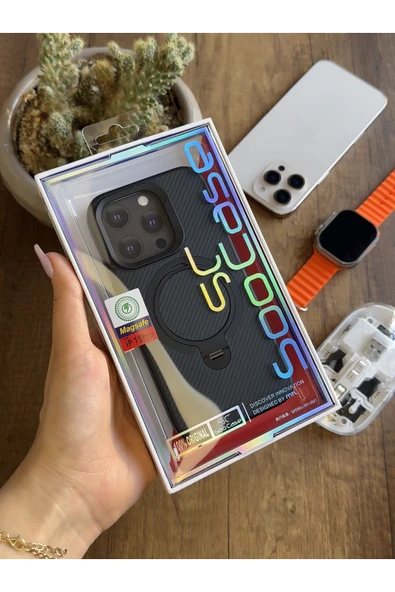 MTL iPhone 15 Pro Uyumlu Karbon Desenli Standlı Ve MagSafe Uyumlu Kılıf SooCase700 - 5
