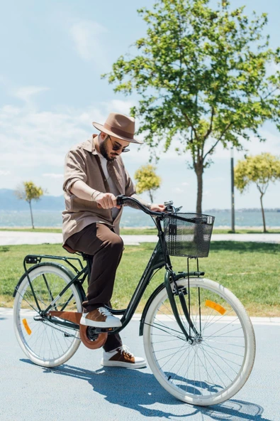 Bisan SORRENTO ŞEHİR BİSİKLETİ 44 CM V 28 JANT 3 VİTES SHIMANO NEXUS KONTRA FREN YEŞİL SİLVER ürün görseli 1