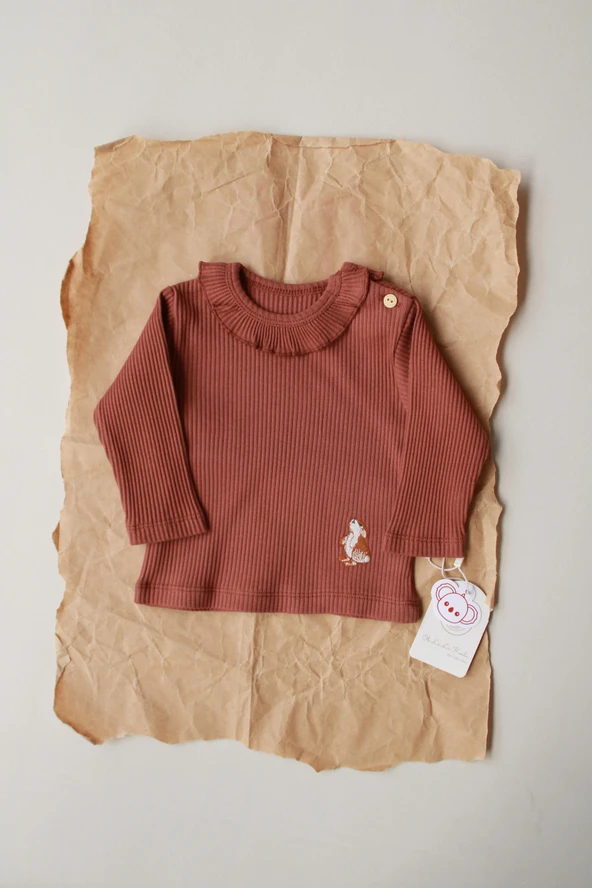 Çikolata Tavşan Nakışlı Fırfırlı Kız Üst ürün görseli