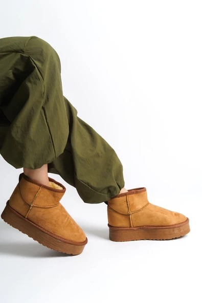 JET-AMELIA Bağcıksız Düz ve Kalın Taban İçi Kürklü Kısa Süet Kadın Bot  STT - Taba - Resim 3