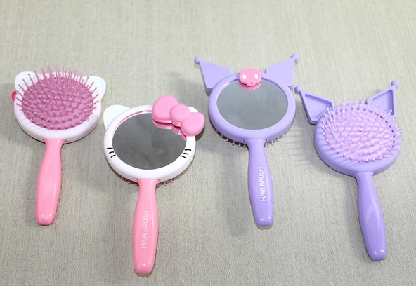 Kuromi, Hello Kitty Karışık Aynalı Tarak ürün görseli