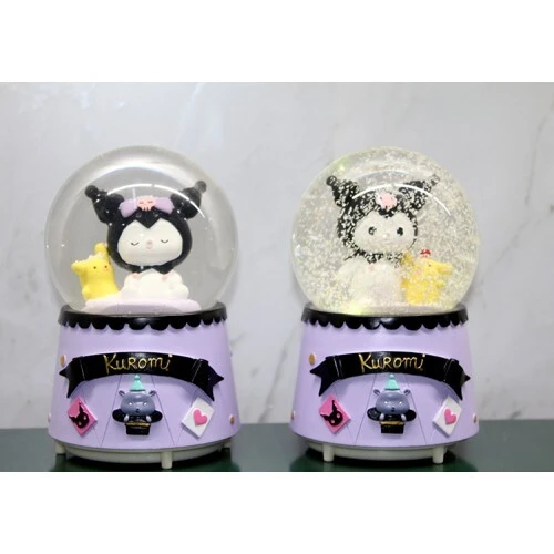 Kuromi İçi Dönmeli Püskürtmeli Işıklı Müzikli Kar Küresi Büyük Boy Model 2 ürün görseli