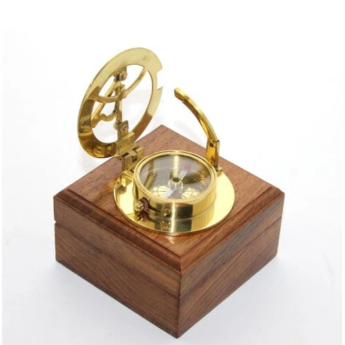 Ahşap Kutulu Pusula Model 10 ürün görseli