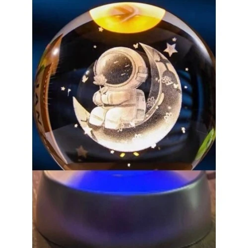 Ay Üstünde Astronot Tasarımlı Plastik Altlıklı Işıklı Cam Küre ürün görseli