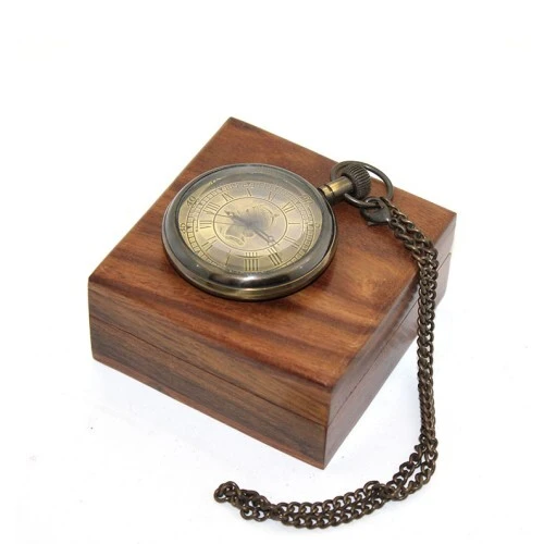 Ahşap Kutulu Pirinç Köstekli Saat Model 11 ürün görseli