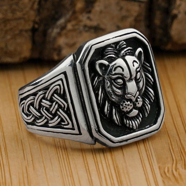 Aslan Figürlü 925 Ayar Gümüş Yüzük ürün görseli