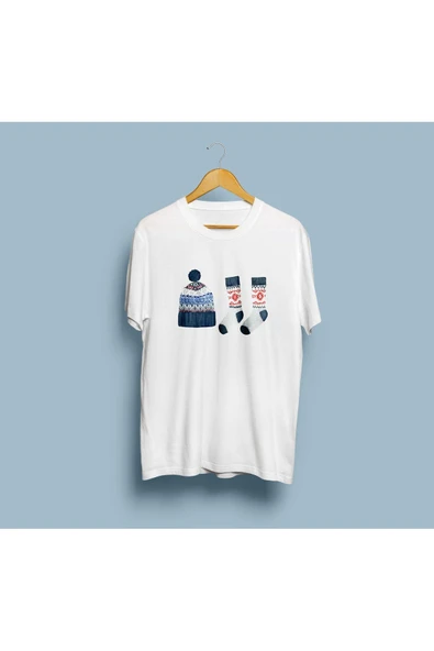 Oversize Şapka Çorap Kış Tasarım Unisex T-shirt ürün görseli 1