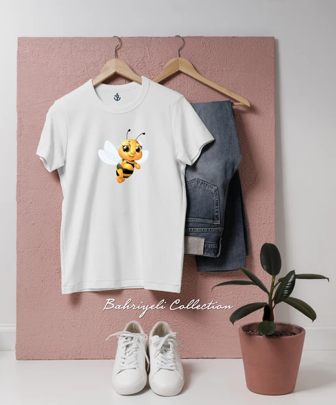 Oversize Cute cartoon bee _ tatlı arı Tasarımlı Unisex T-Shirt ürün görseli