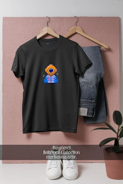 Oversize Kitap Okuyan Mini Dalgıç  Tasarımlı Unisex T-Shirt - 10