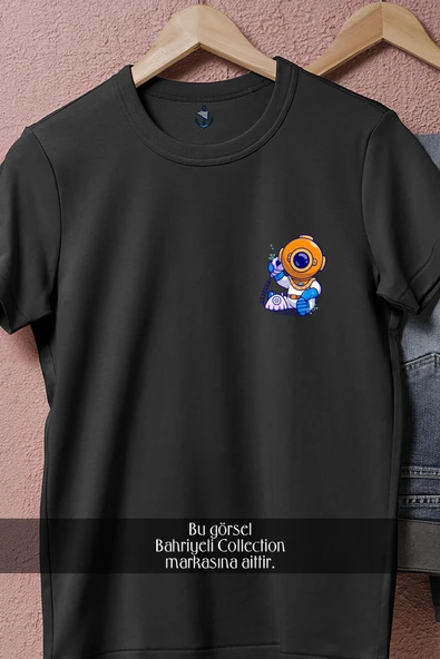 Oversize Deniz Kabuğu İle Konuşan Mini Dalgıç  Cep Tasarımlı Unisex T-Shirt - Resim 5