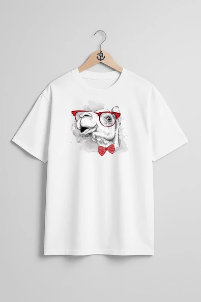 Oversize Komik Deve Ve Gözlük Ve Papyon Göğüs Tasarımlı Unisex T-Shirt - Resim 3