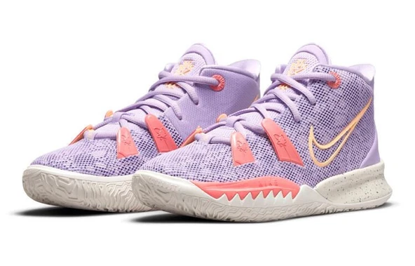 Nike Kyrie 7 Mid Daughters - 2