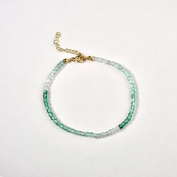 14 Ayar Altın Kaplama  Doğal Gölgeli Yeşil Oniks Minimal Gümüş Bileklik - BGS00105 - Resim 2