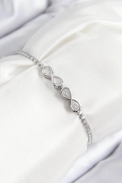 Pirinç Zirkon Taşlı Sonsuzluk Model Gümüş Renk Asansörlü Kadın Bileklik ürün görseli 1