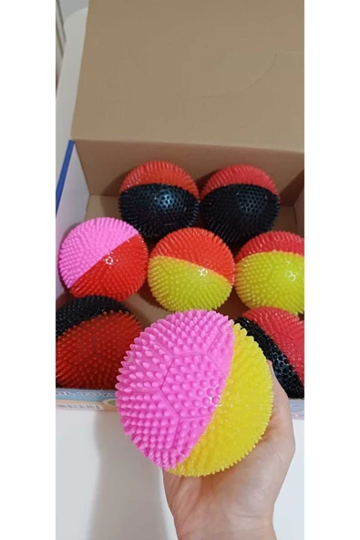 Toys Dev Kirpi Top- Düdüklü Dev Top 1 Adet