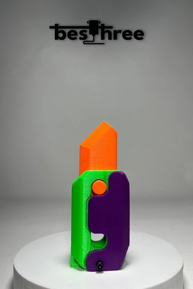 Besthree Gravity Knife- Stres Bıçağı ( Plastik) Farklı Renkler Oyuncak