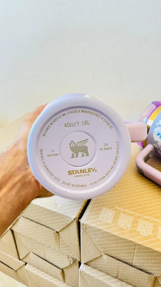 Stanley Quencher H2.0 1.18L Çiçek Desenli Termos  Mor ve Pembe - 3