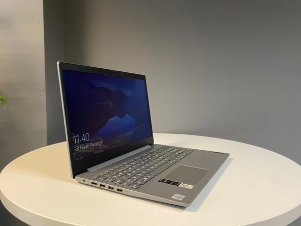 Lenovo 2.El Notebook Ideapad 3-15Ill05 İ3 1005G1 8Gb Ddr 256Gb M2 Ssd 15.6'' Hd C Kalite Laptop - 2