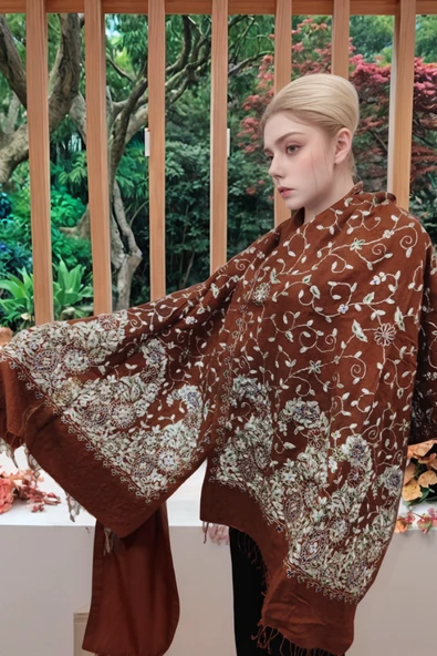 omuz Şal, El Yapımı Yün ve İpek, Boncuklarla Süslenmiş