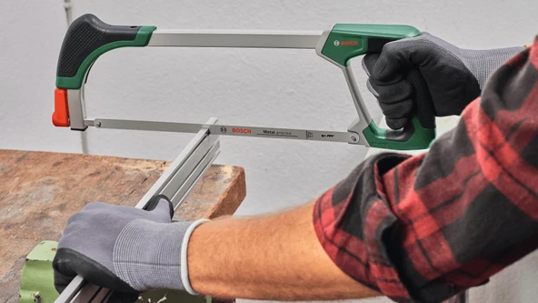 UNİVERSAL DEMİR TESTERESİ 300MM + 3 YEDEK BIÇAK - 3