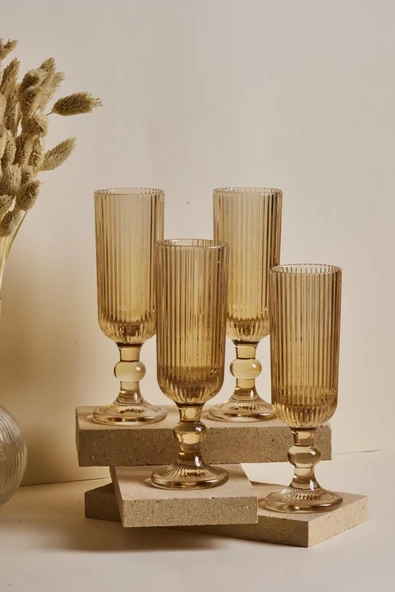 0 - 199 cc Imola Amber 4’lü Uzun Kadeh Takımı 160 ml 4 Parça Cam Kadehi ürün görseli