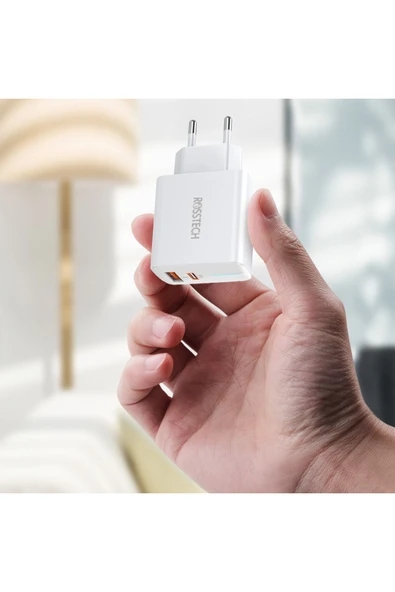 Ultra Hızlı Şarj Adaptörü Usb-C PD 20W + Usb-A Quick Charge 3.0 - 7