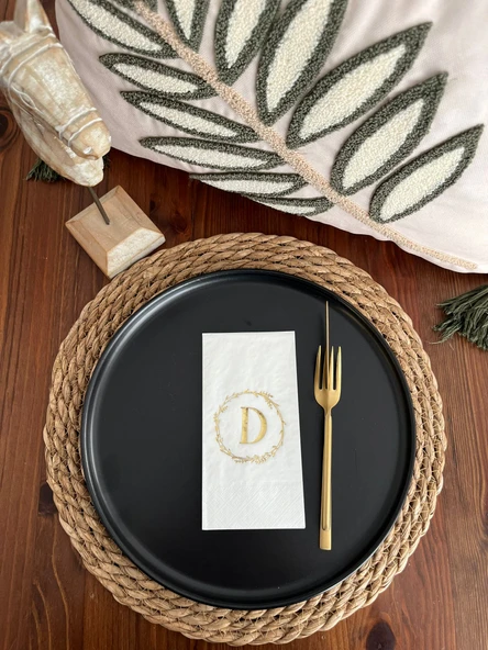 Gold Yaldızlı Beyaz Çelenkli D Harfi Garson Peçete 16 Adet ürün görseli 1