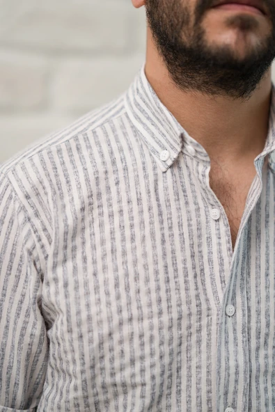 Slimfit Fit Yaka Düğmeli Çizgili Yazlık Gofre Kumaş Erkek Gömlek - Resim 11