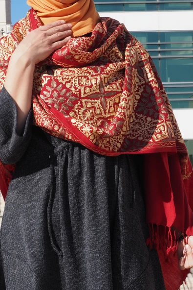 Omuz Şal Ipek Işlemeli Paşmina Şal Kaşmir