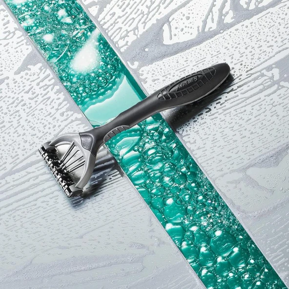 Wilkinson Sword Xtreme 3 Black Edition Comfort Erkek Kullan At Tıraş Bıçağı 4+2 - Resim 2