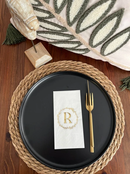 Gold Yaldızlı Beyaz Çelenkli R Harfi Garson Peçete 16 Adet ürün görseli 1