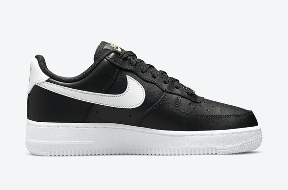 Nike Air Force 1 Black Essentials - 4