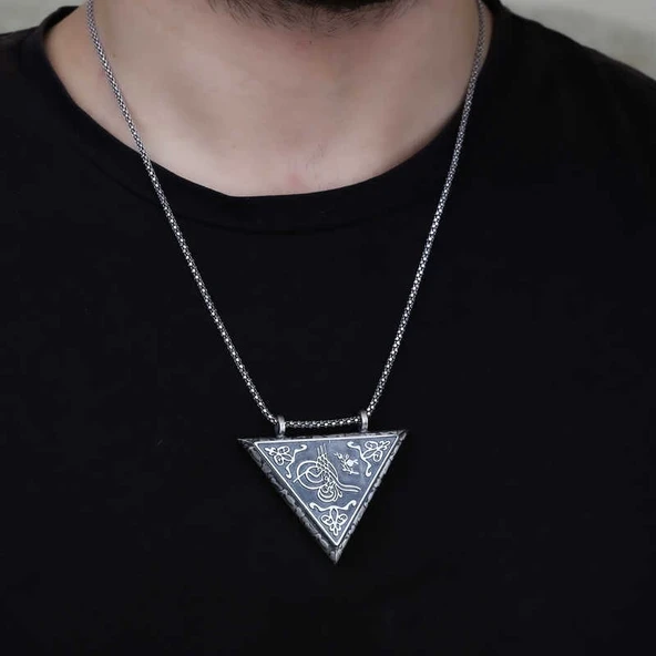 Gümüş Üçgen İçi Açılabilen Tuğra Muskalık Kolye - Resim 2