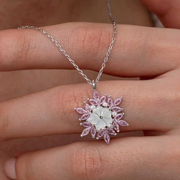 Gümüş Pembe Lotus Desenli Çiçek Kadın Kolye - 3
